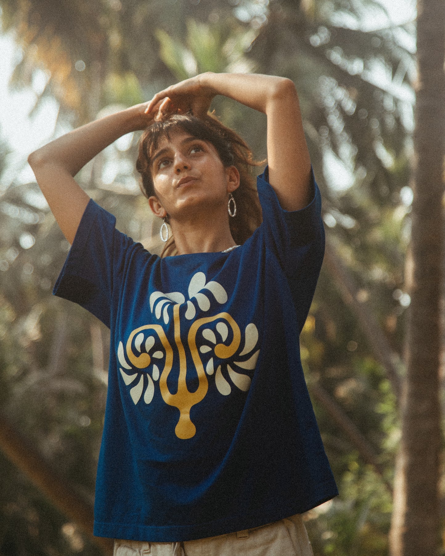 Camiseta Flor Espiral