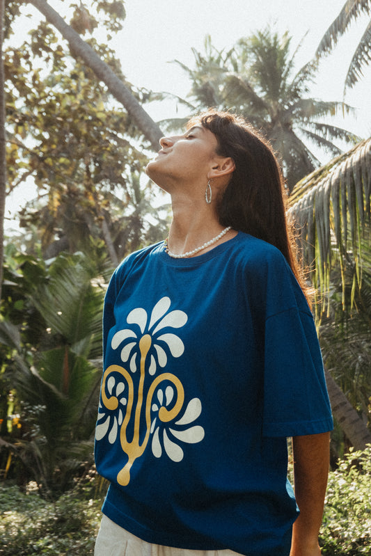 Camiseta Flor Espiral
